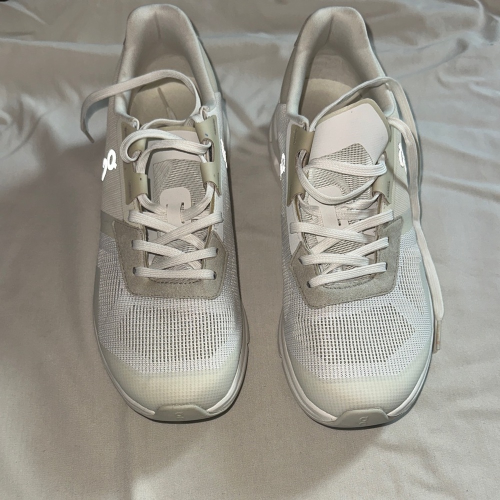 ON Cloudrift Ivory Cream Running shoes
